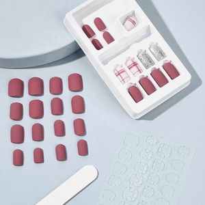 Round Fake Nails Press-on Glue-on Manicure False